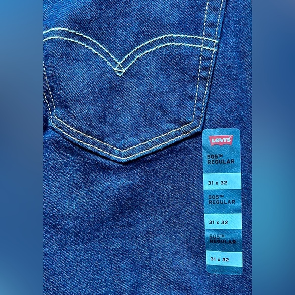 Levi’s 505 NWT 31W X 30L Dk Wash Jean Straight Leg Zip Fly Classic 5 Pocket - Picture 10 of 10